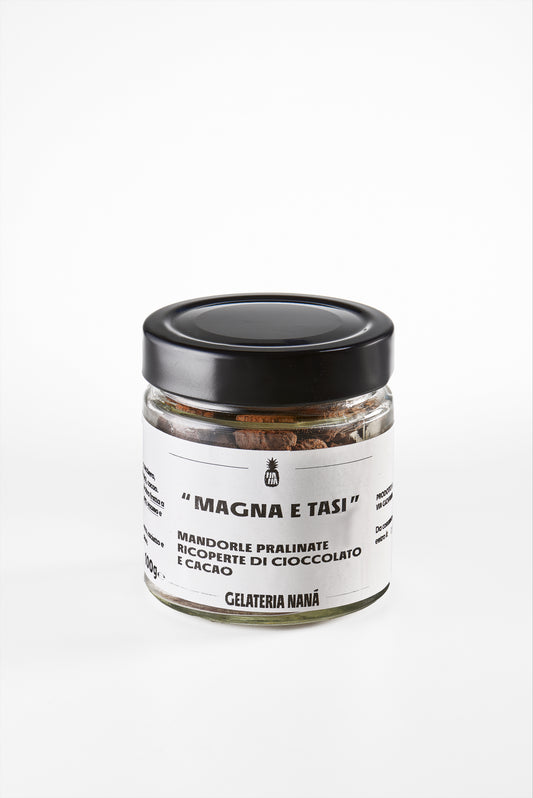 " Magna e Tasi " alla mandorla